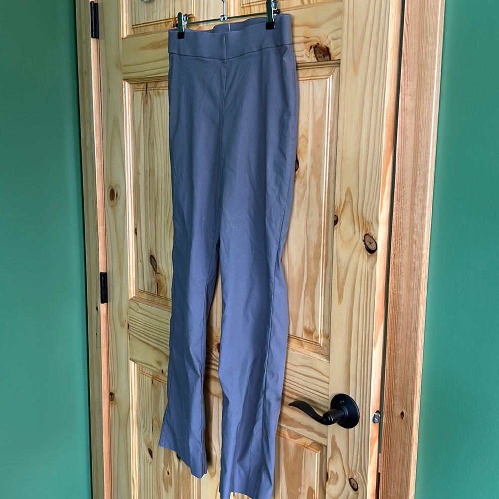 Vera Wang gray dress pants size M